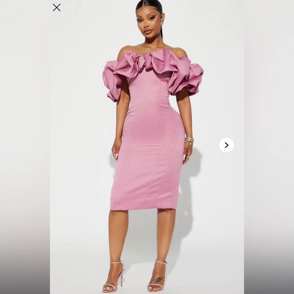 Elegant Off-Shoulder Pink Dress